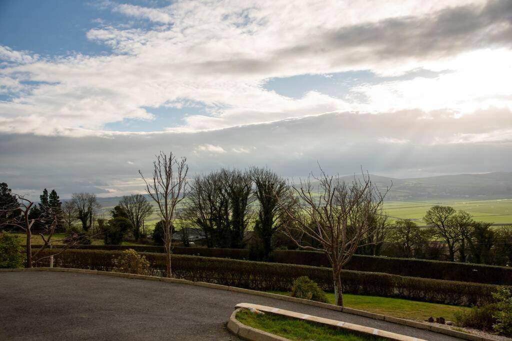 Hillside House- Wild Atlantic Way Villa Burnfoot Buitenkant foto
